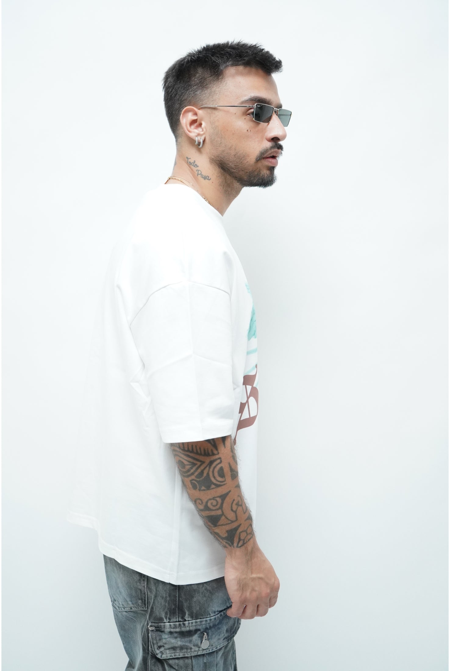 T-shirt PRESENT DAY Saint ( 2 colori )