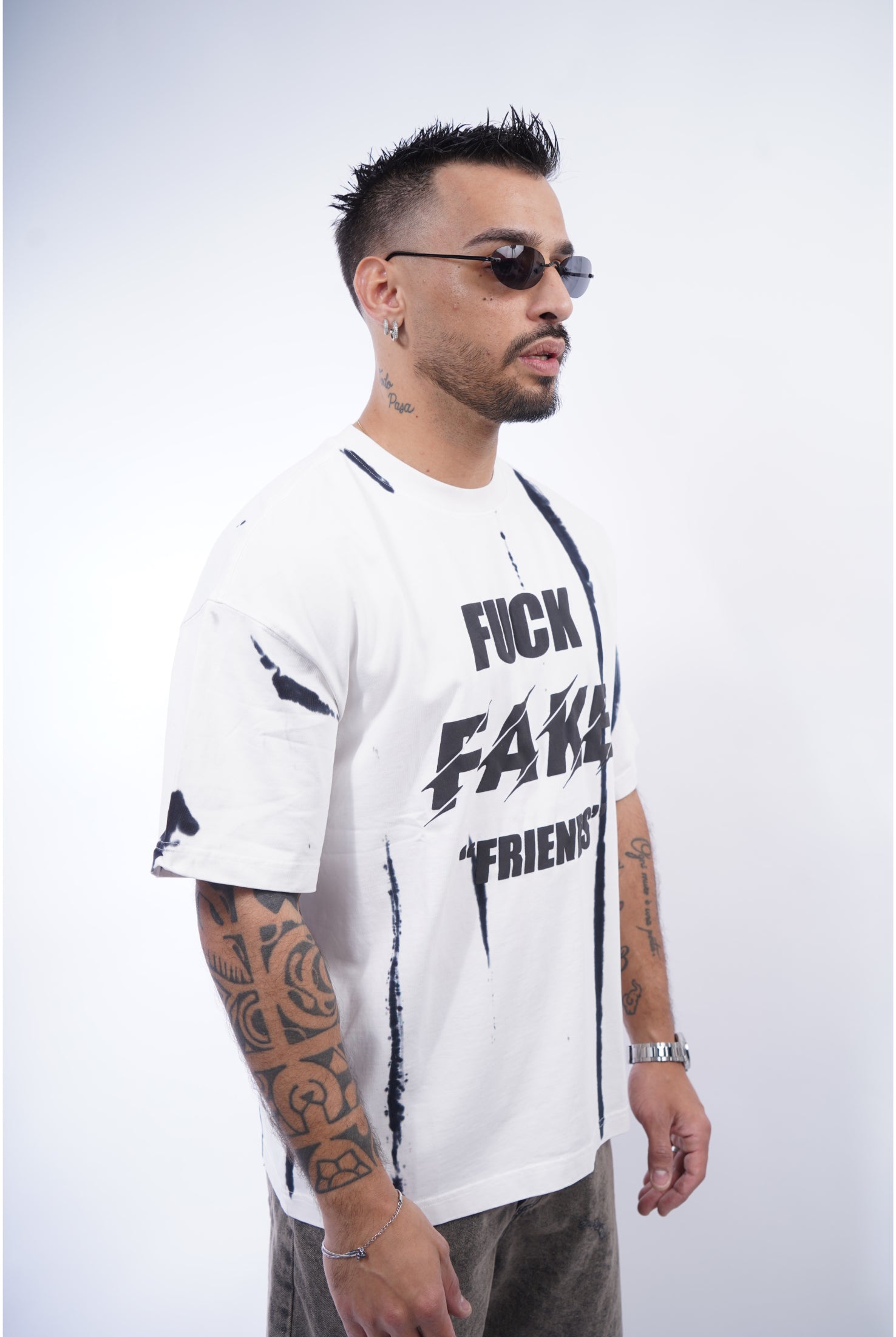 T-shirt Fake friends