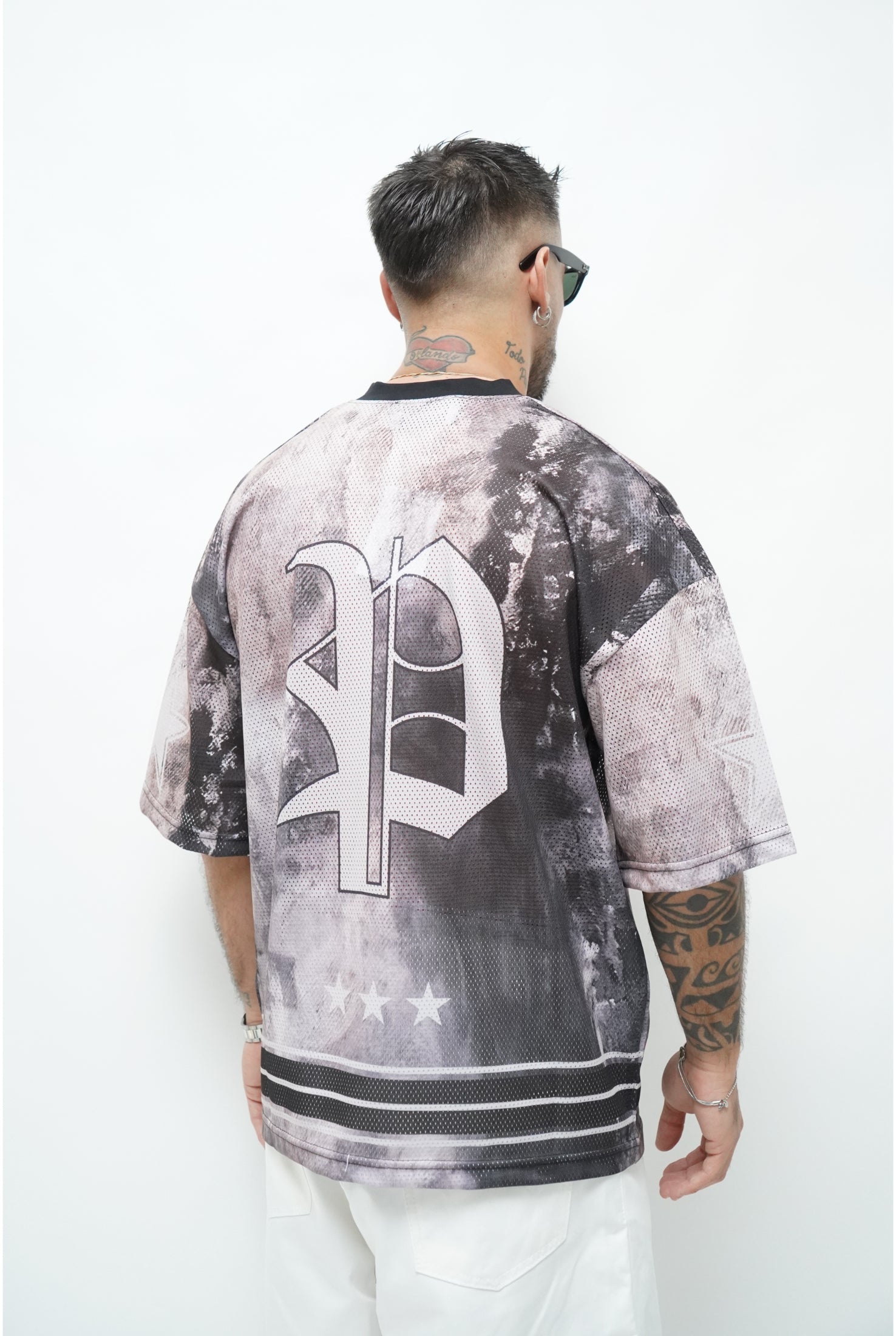 T-shirt PRESENT DAY rete stampa