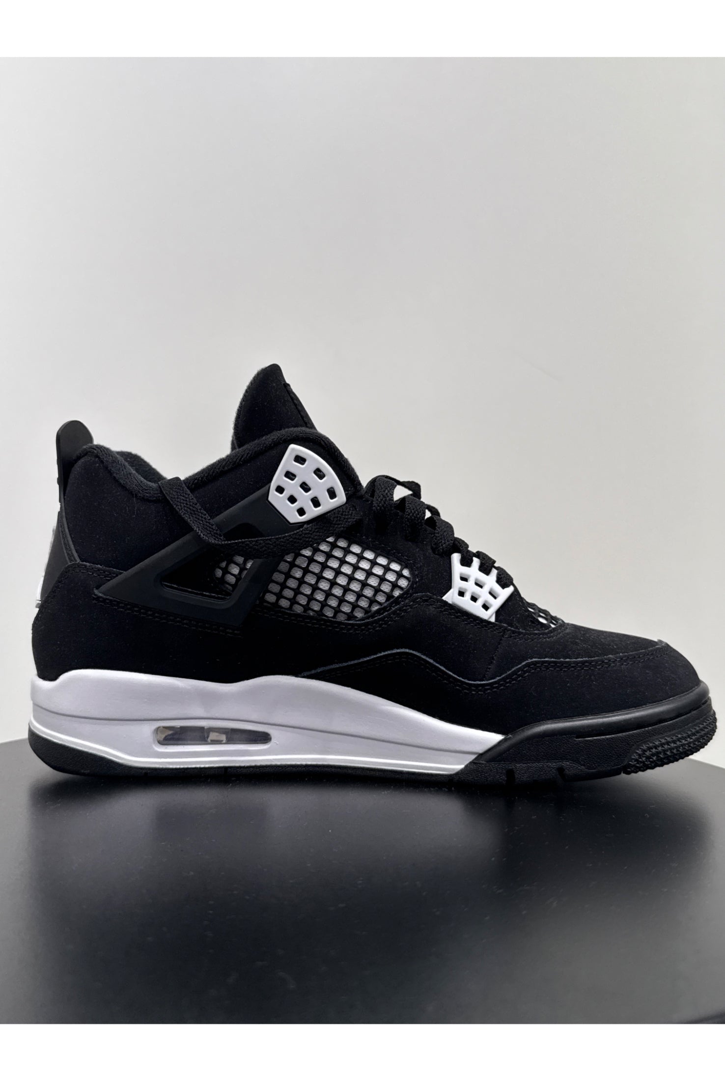 Nike Air Jordan 4 Fear white thunder