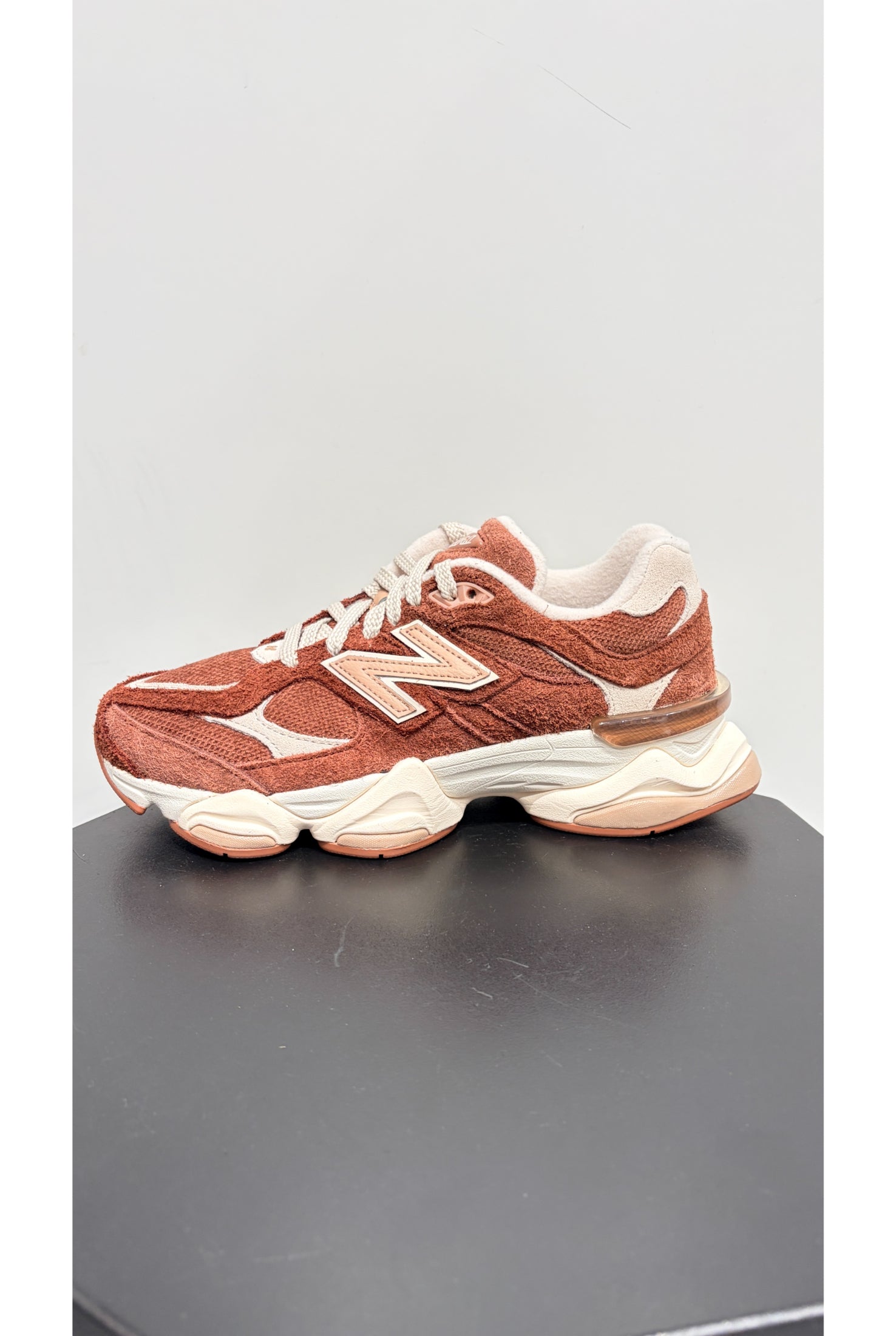 New Balance 9060 CCC