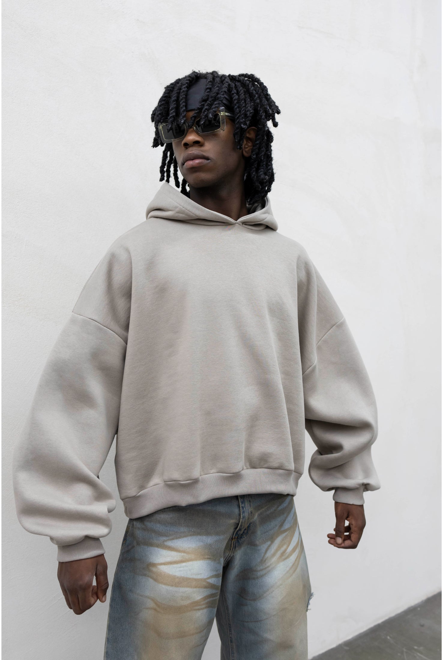 Felpa TOKYO HOODIE CAP OVER