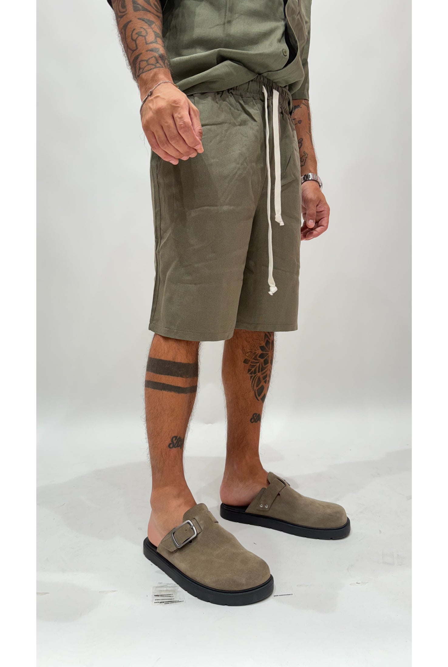 Bermuda in lino molla