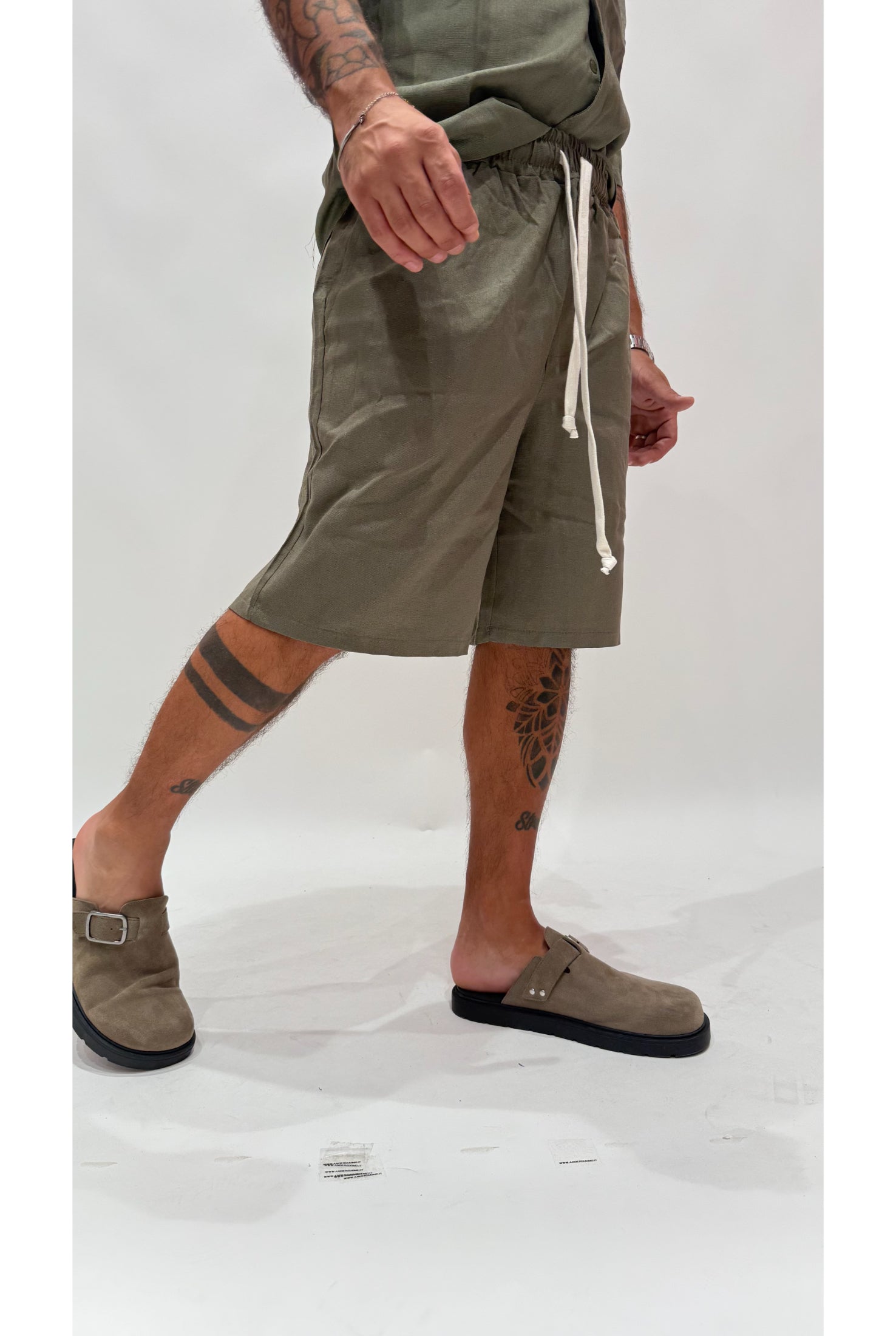 Bermuda in lino molla