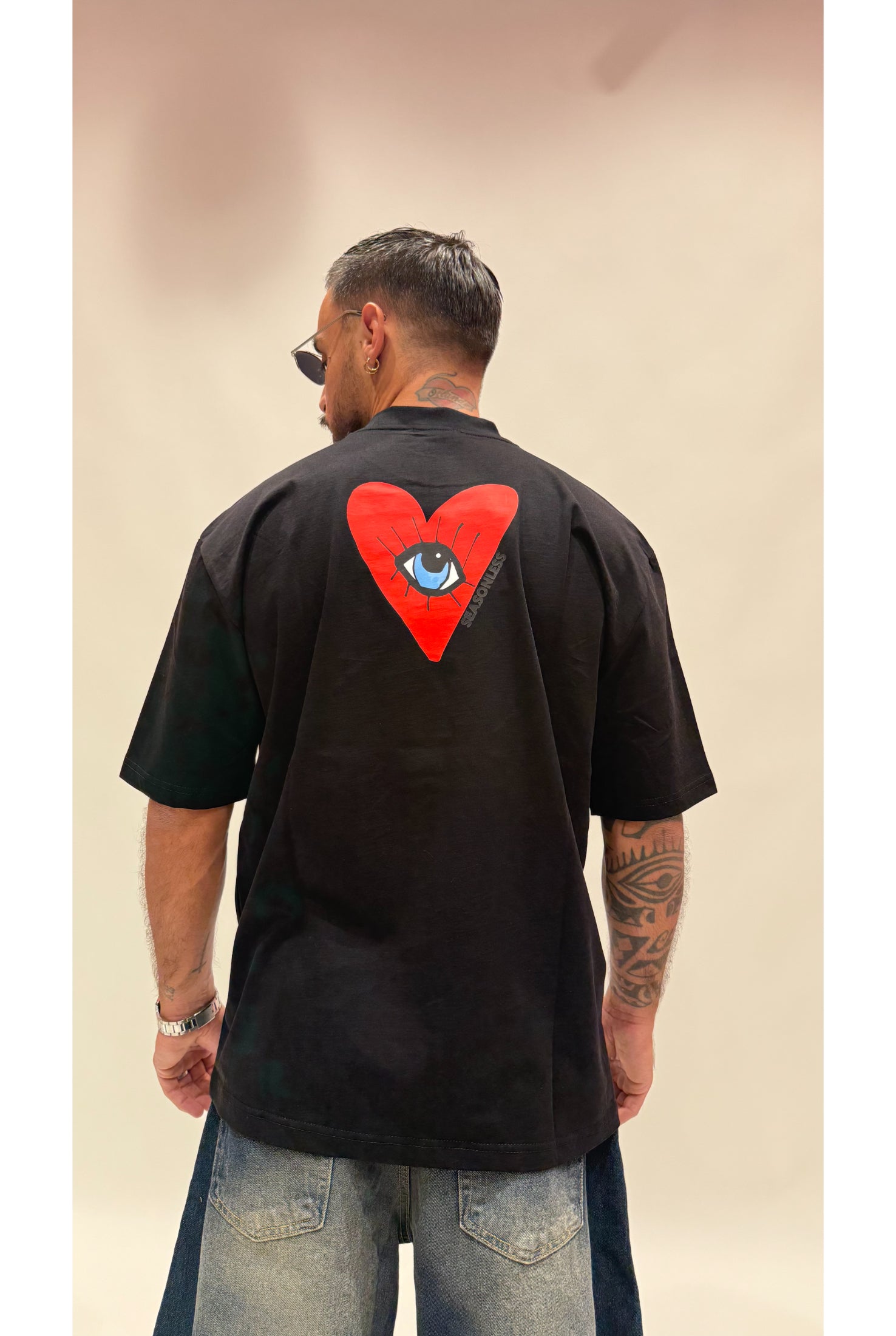 T-shirt SEASONLESS hearts eye