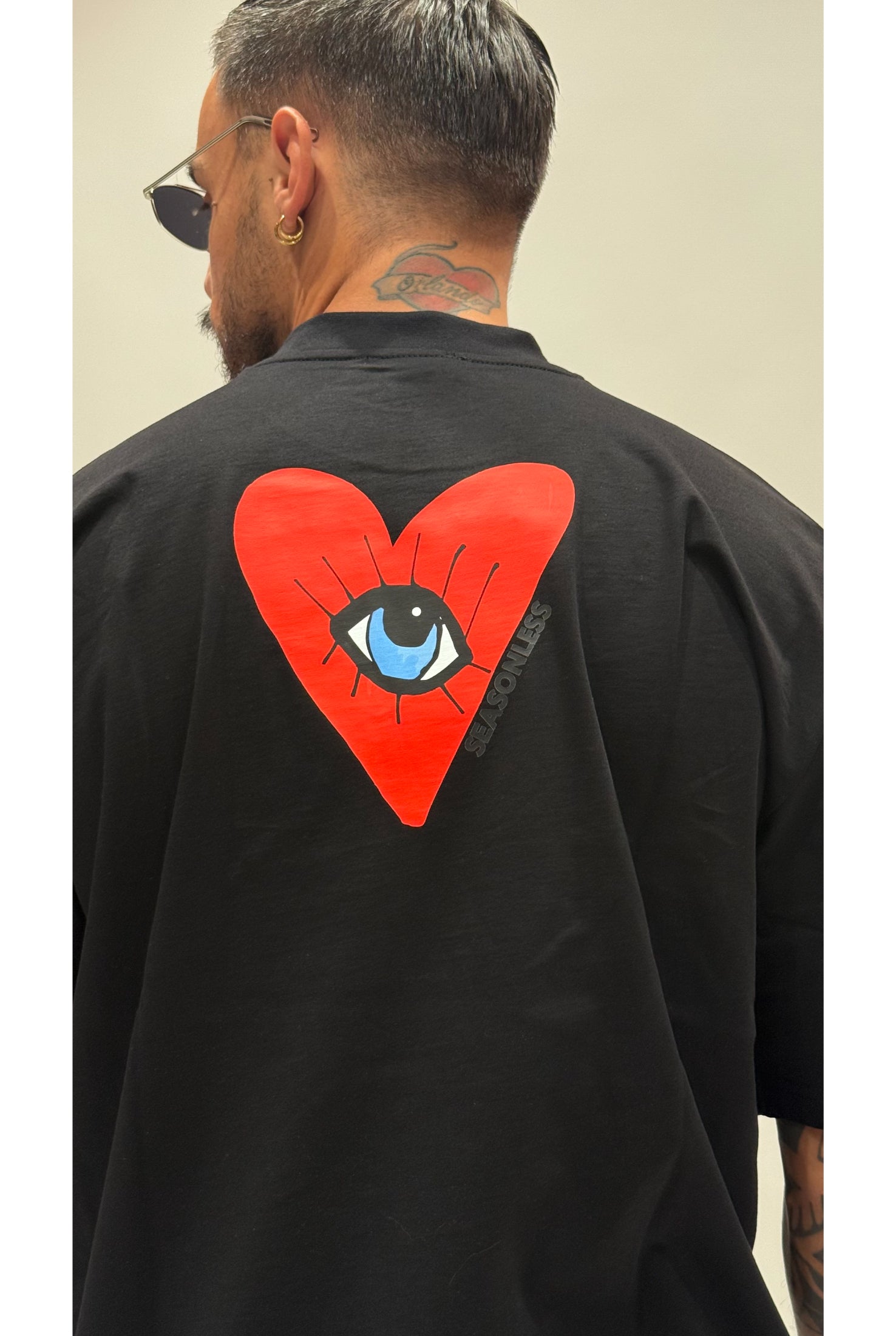 T-shirt SEASONLESS hearts eye