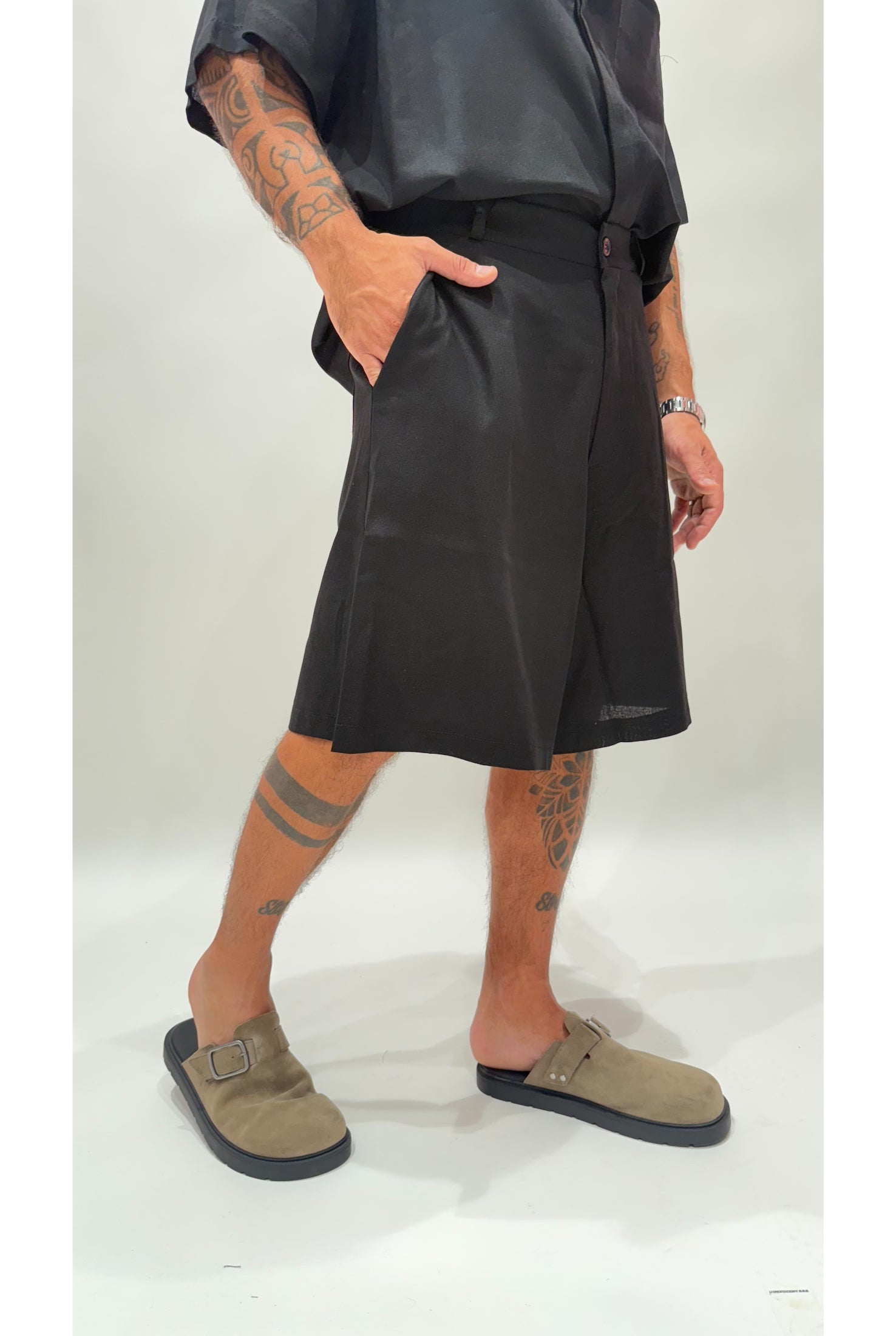 Bermuda NJB FAVELAS in lino