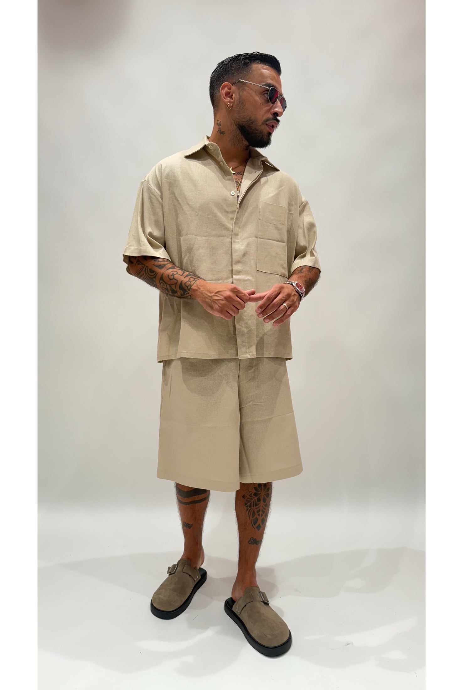 Bermuda NJB FAVELAS in lino