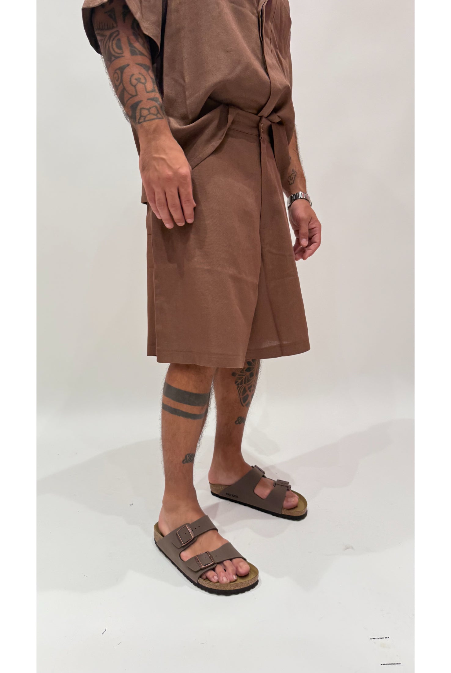 Bermuda NJB FAVELAS in lino