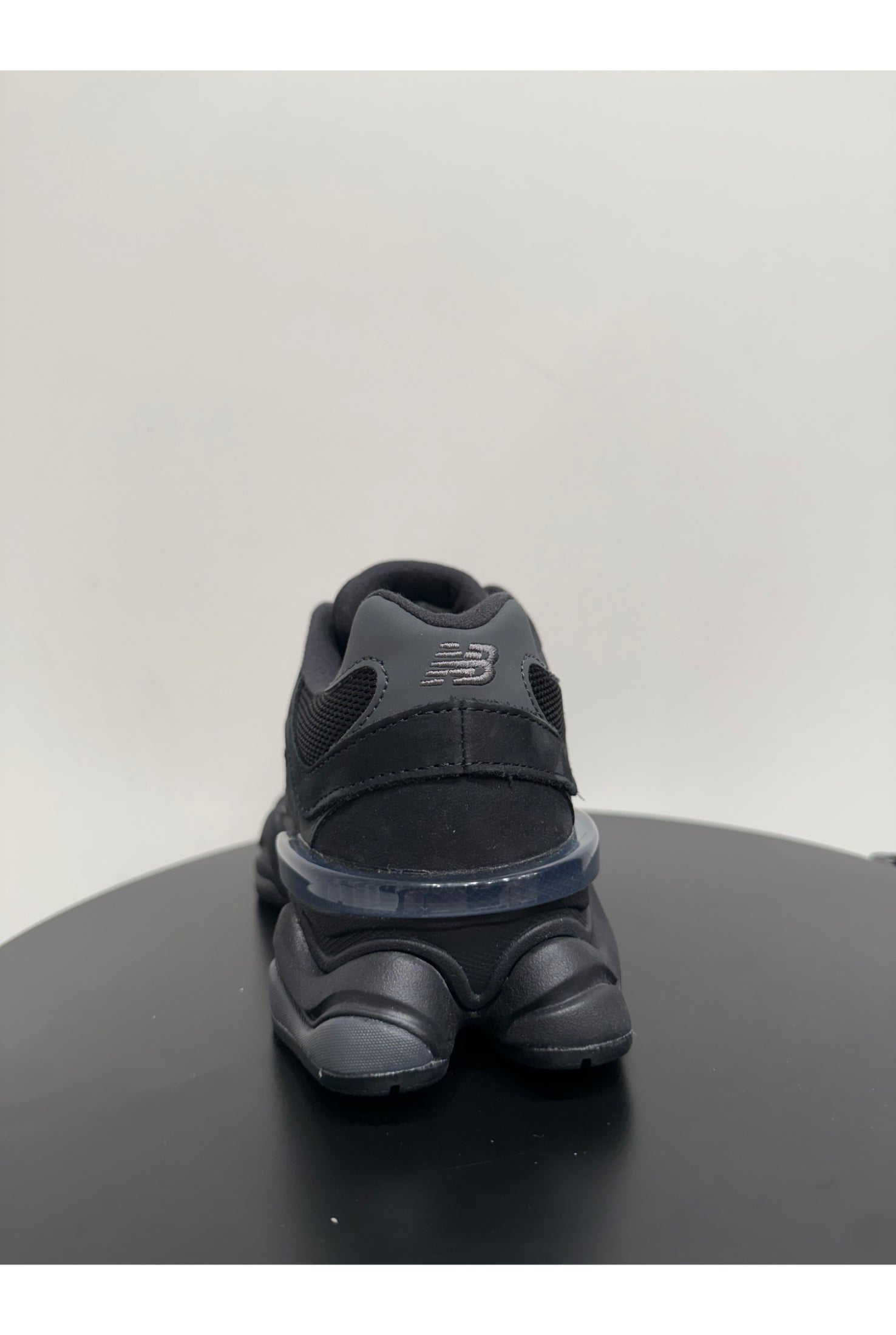 New Balance 9060 NRI
