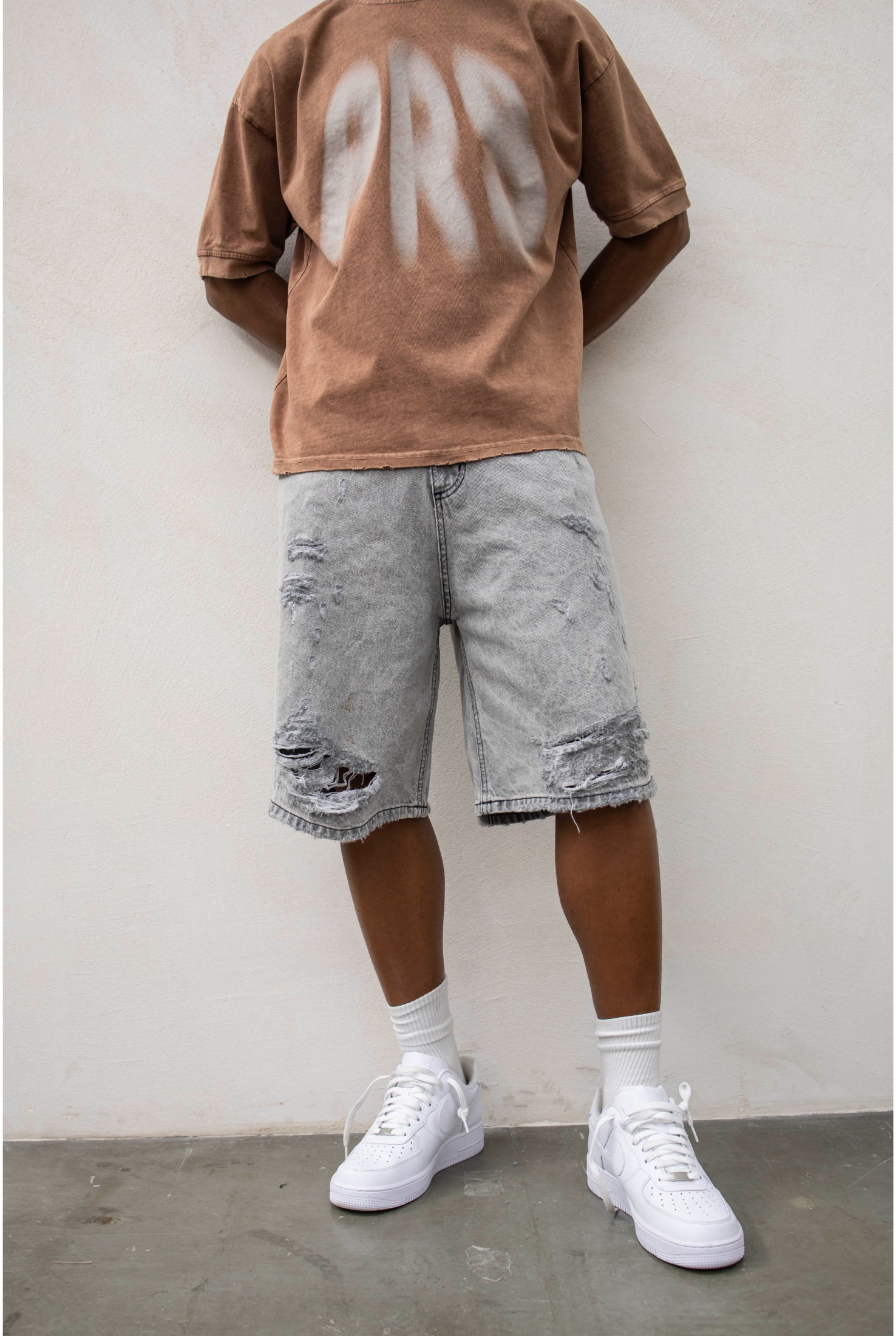 Jeans short broken PRESENT DAY