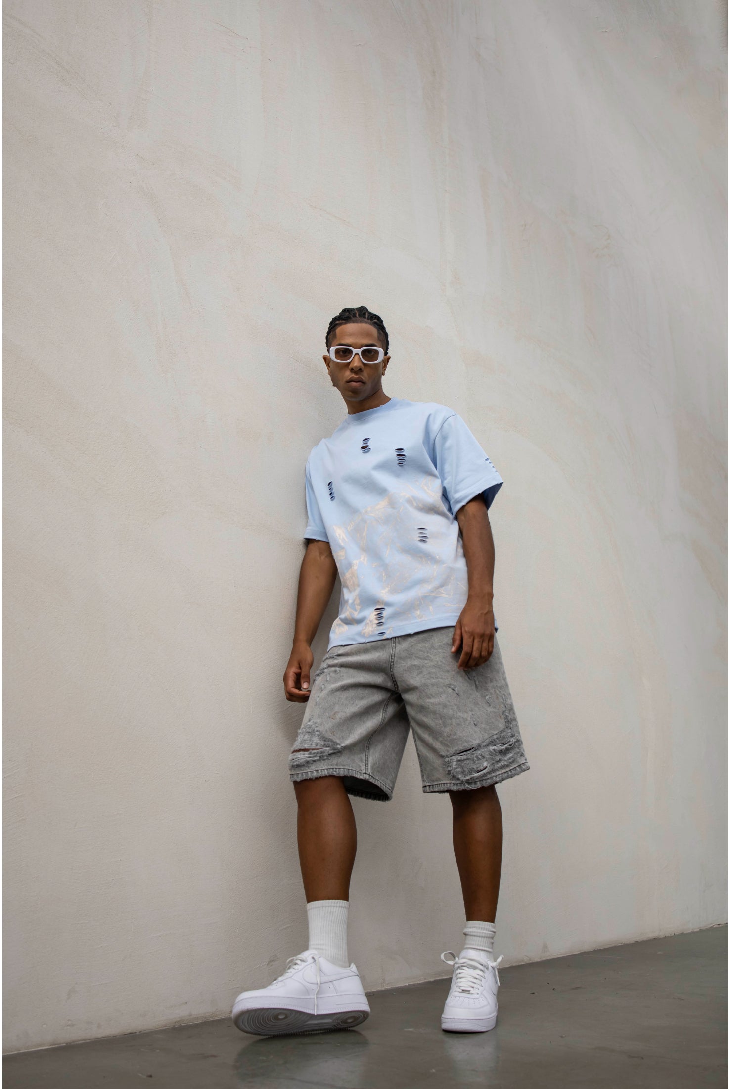 T-shirt PRESENT DAY Gotic