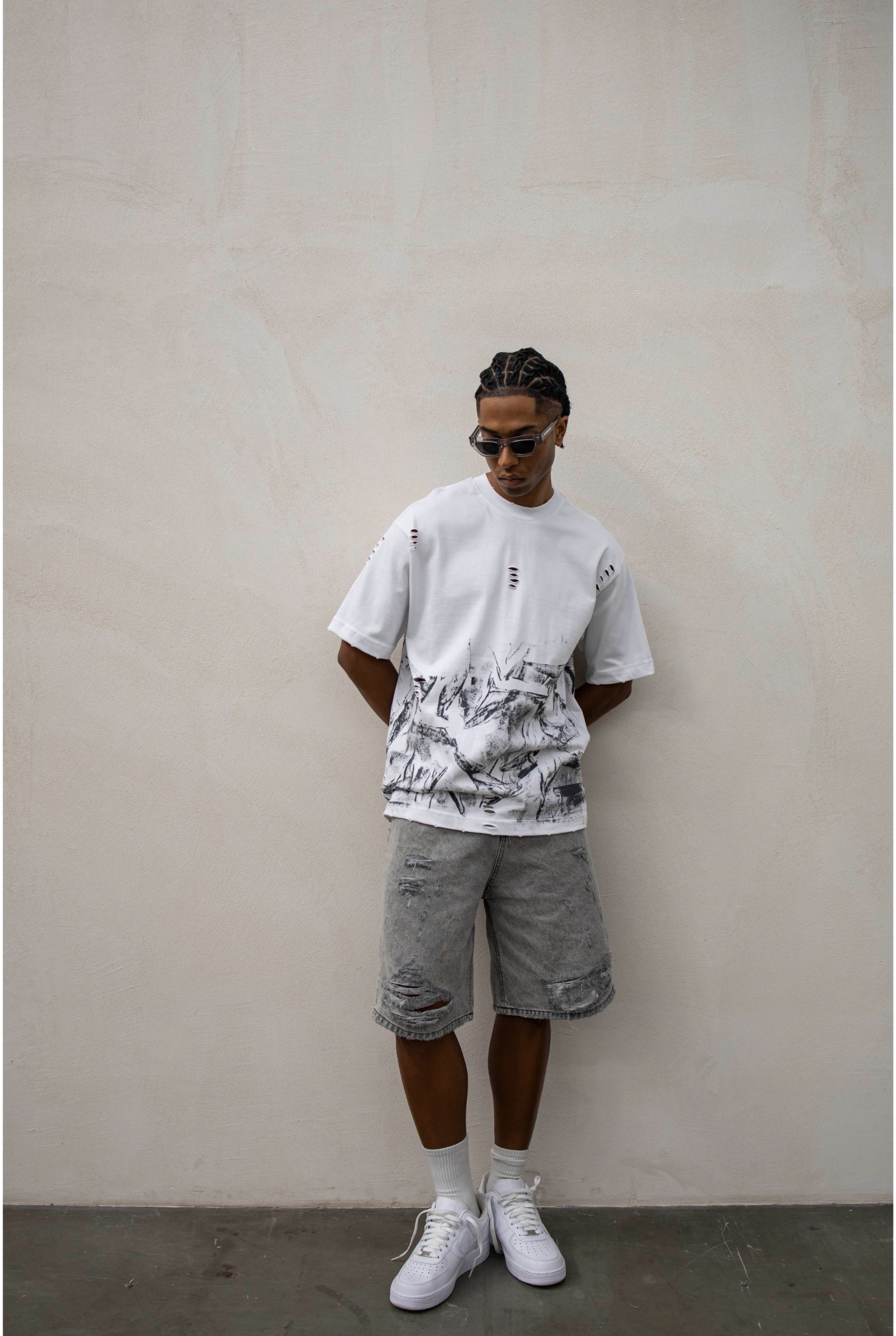 T-shirt PRESENT DAY Gotic