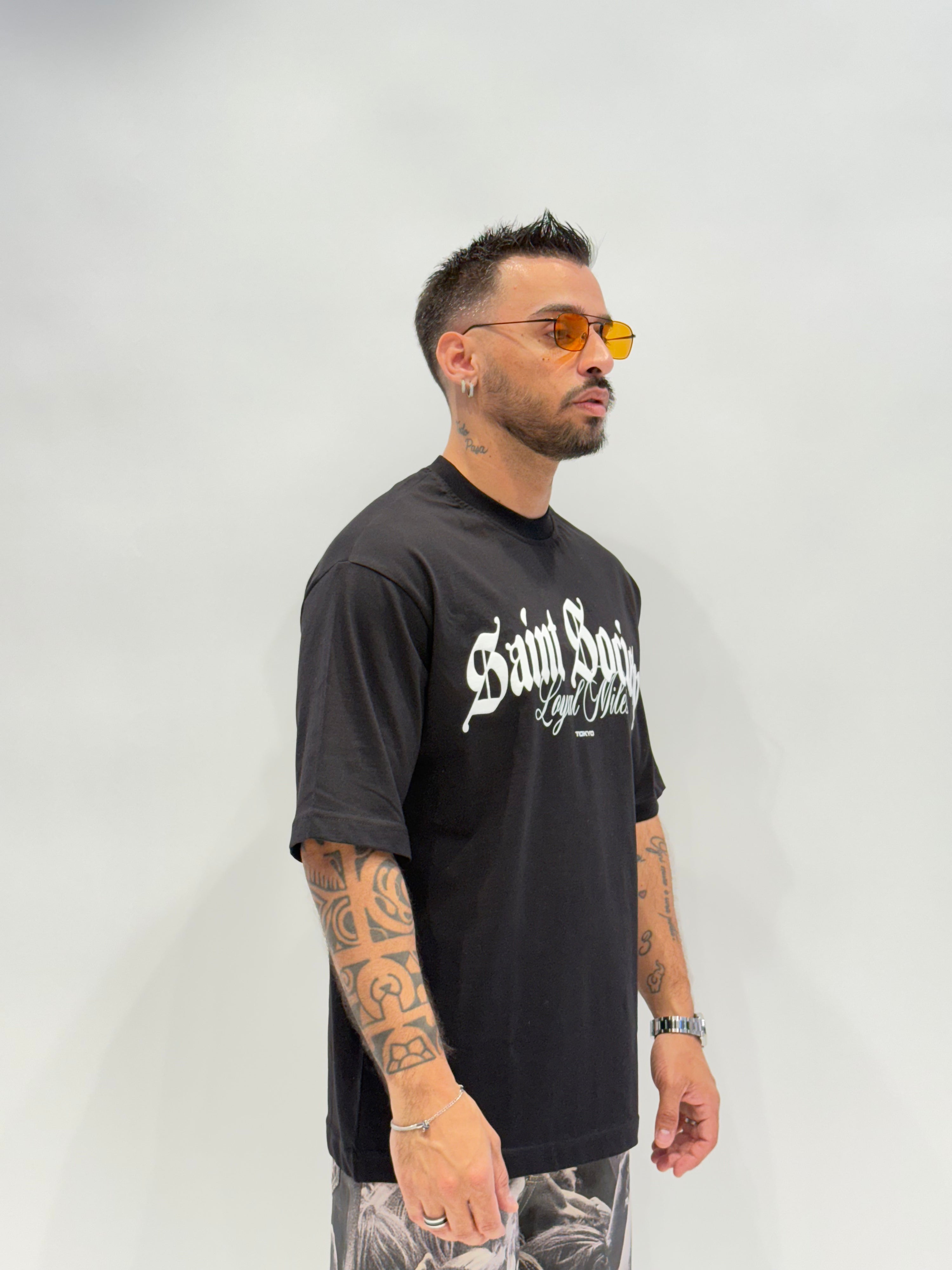 T-shirt TOKYO Stampa Saint Society ( 2 colori )