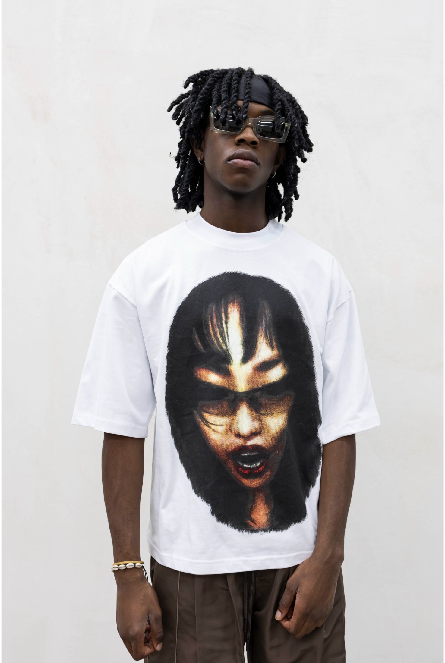 T-shirt PRESENT DAY Face