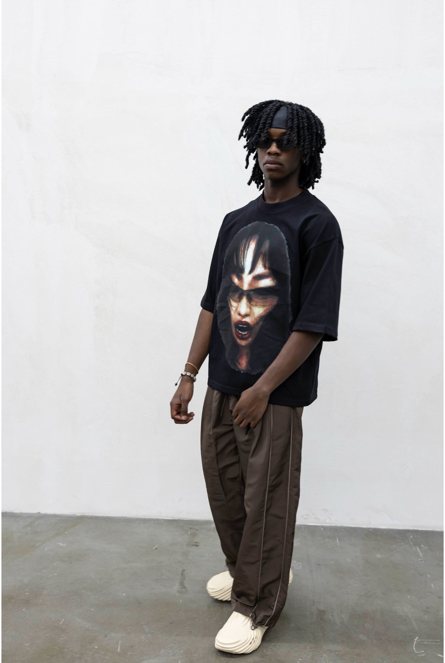 T-shirt PRESENT DAY Face