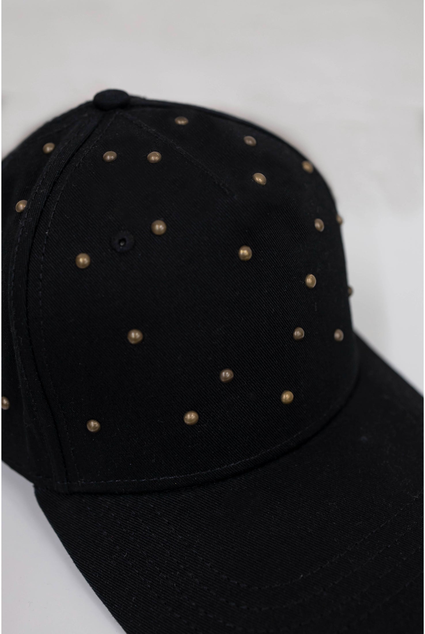 Cappello PRESENT DAY Borchie